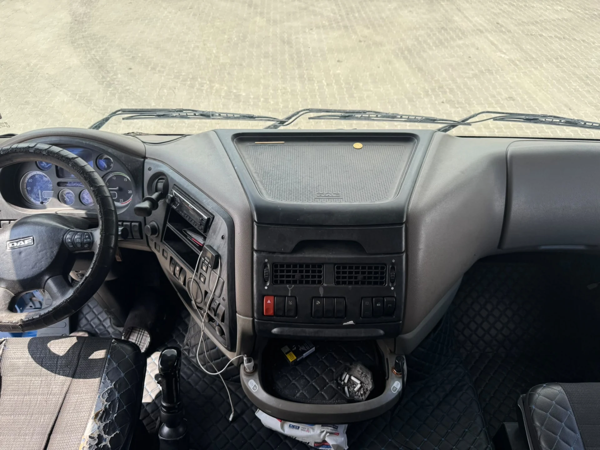 0 PEŞİNAT TAMAMI 12-24-36 AY BANKA KREDİSİ İLE 2011 DAF XF 460